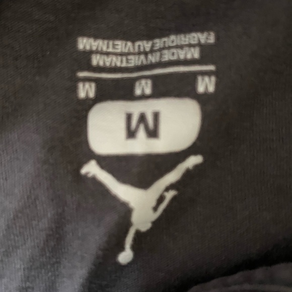 jordan long sleeve - Picture 4 of 4